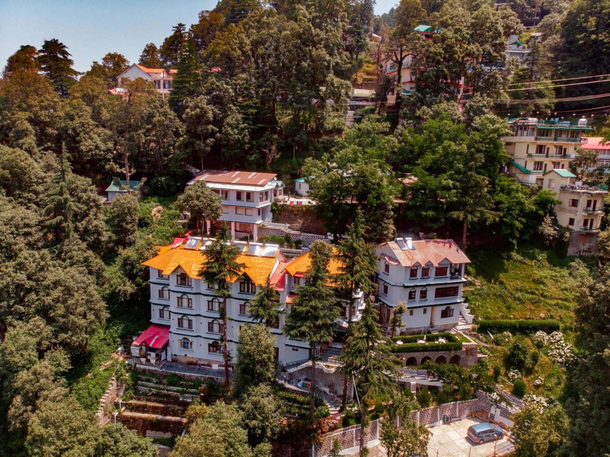 Beyond Stay Lall Ji Tourist Resort Dalhousie Exterior foto